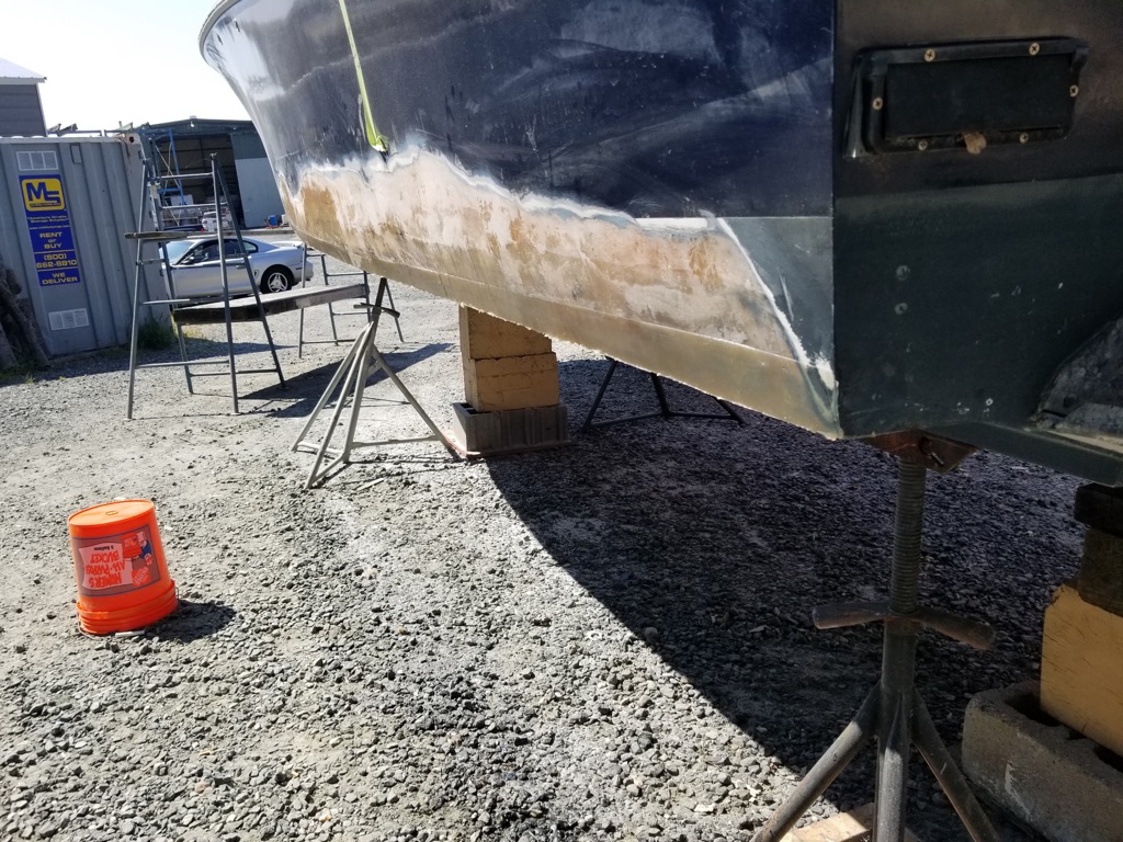 Boat hull exterior fiberglass repair